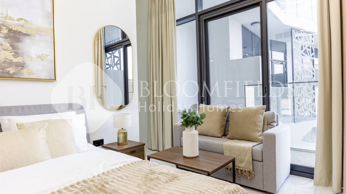 Abu Dhabi City Center Apartment | Bloomfields Elegant Pool View Stu The Ga