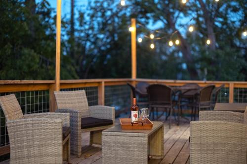 Bloomington House | Bloomington Bliss