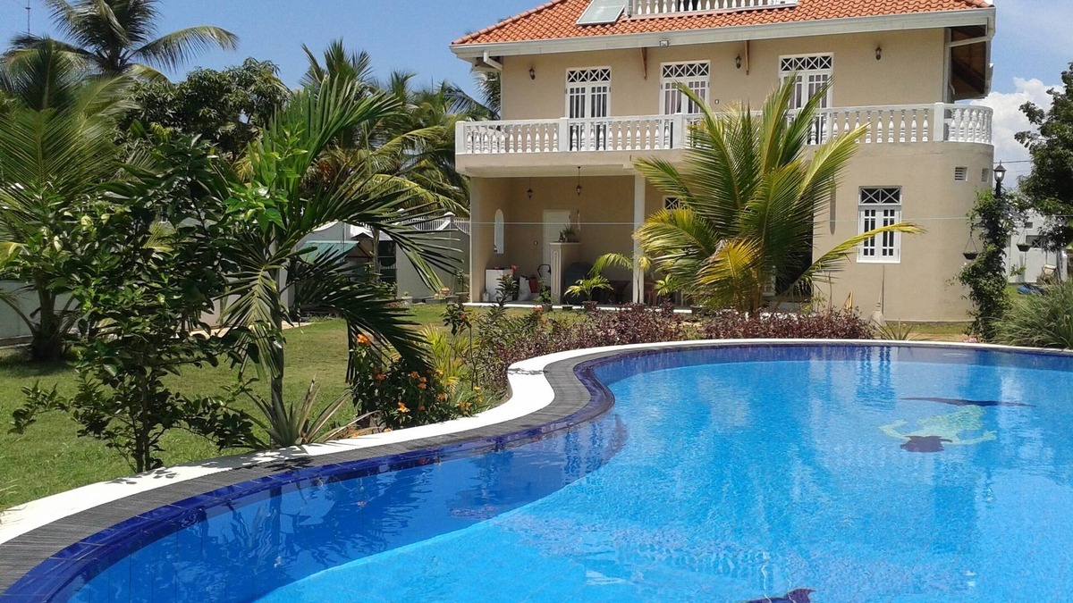 Negombo House | BLOSSEM Villa, Homestay, Waterfront getaway