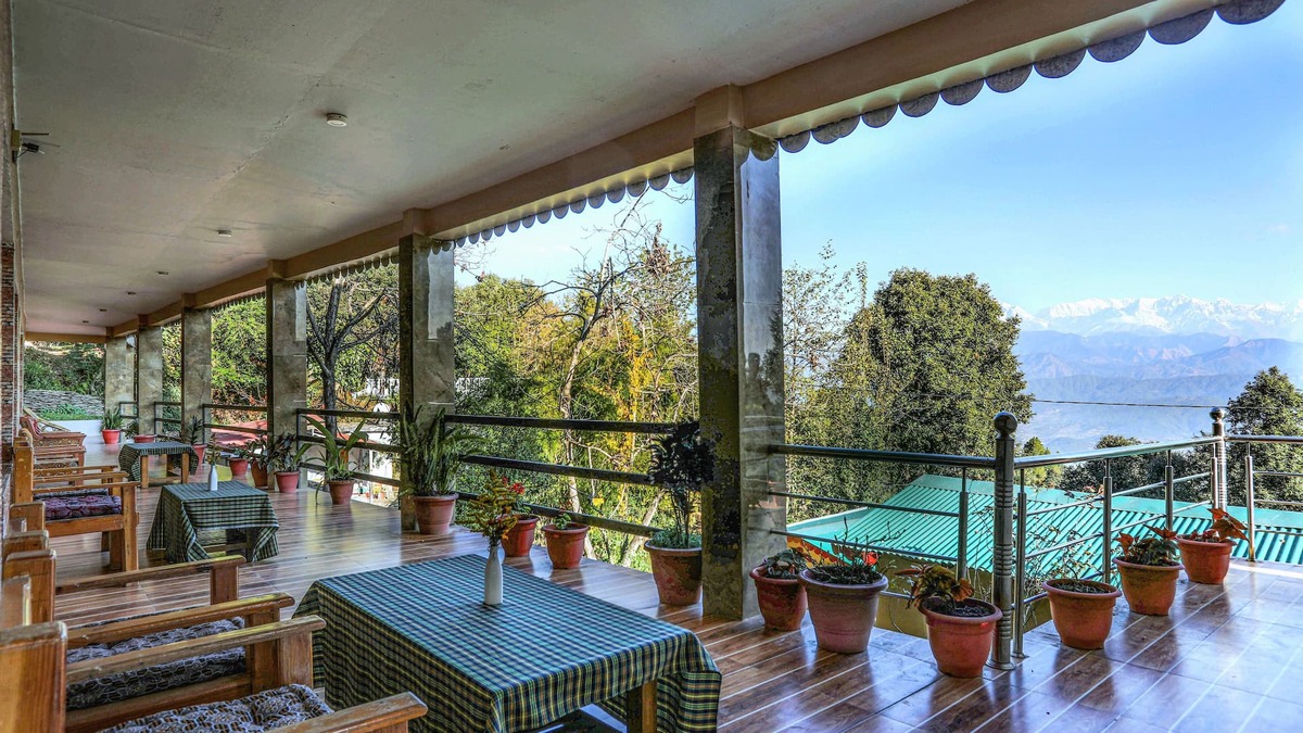 Almora Resort | Blossom Hideaway Kausani