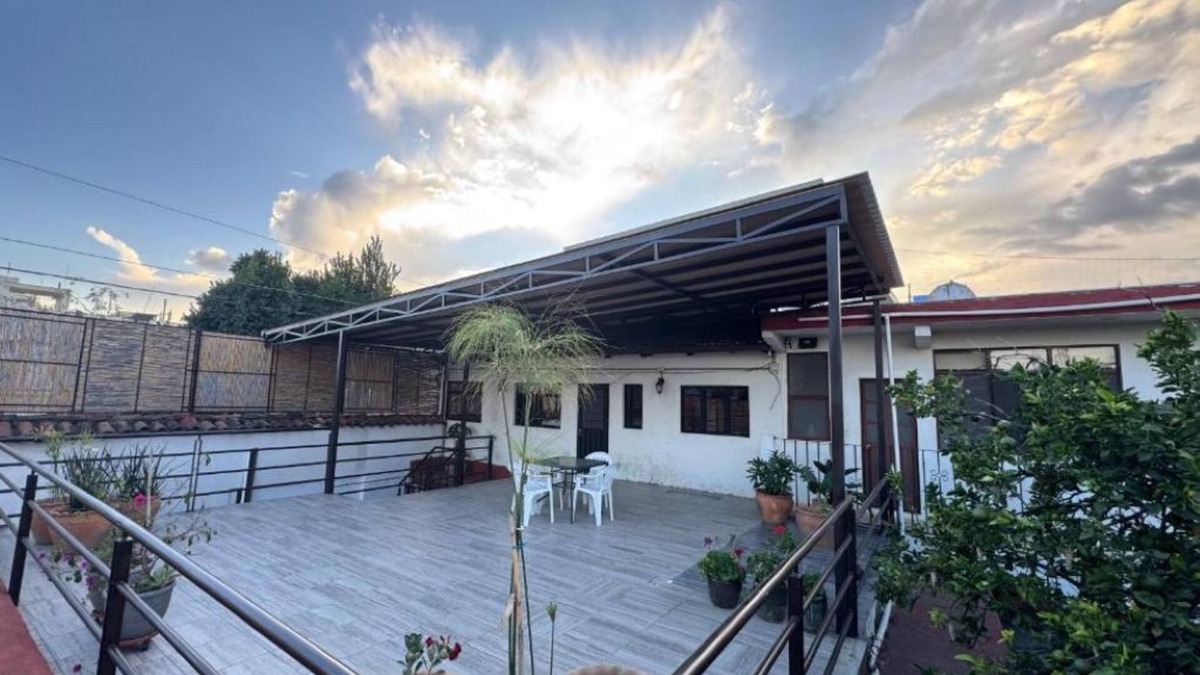 FERROCARRIL House | BLUE - 10 minutes from Downtown, a home with a lot of family history!