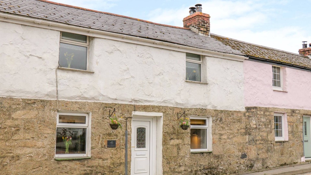 Fraddon Cottage | BLUE ANCHOR, family friendly, character holiday cottage in Fraddon