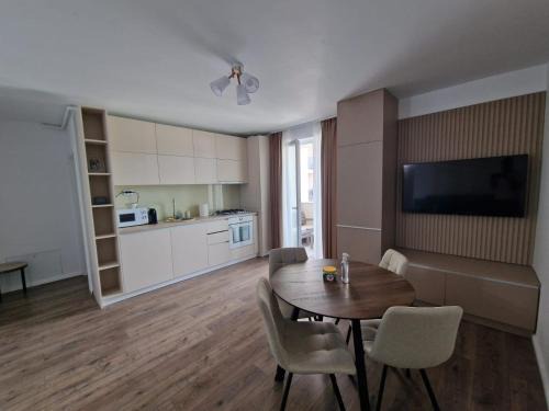 Floresti Apartment | Blue apartment nearby Amethyst & Vivo Mall