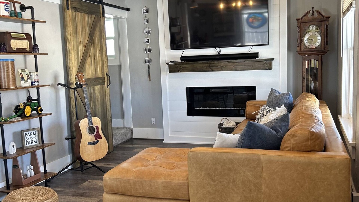 Homelake Other | Blue Barn Farmhouse - 30 min from Great Sand Dunes/20 min from Hot Springs.