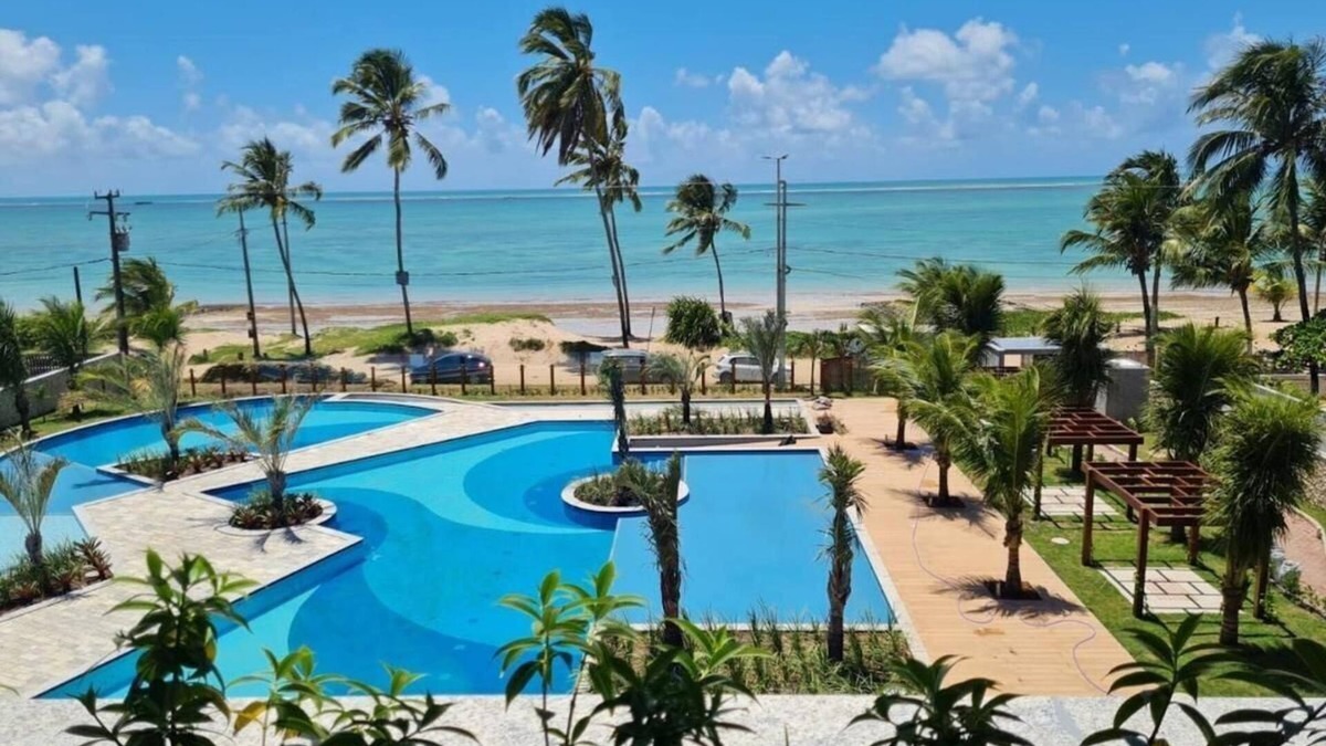 Ponta de Matos Apartment | Blue Beach by Azzure Homes