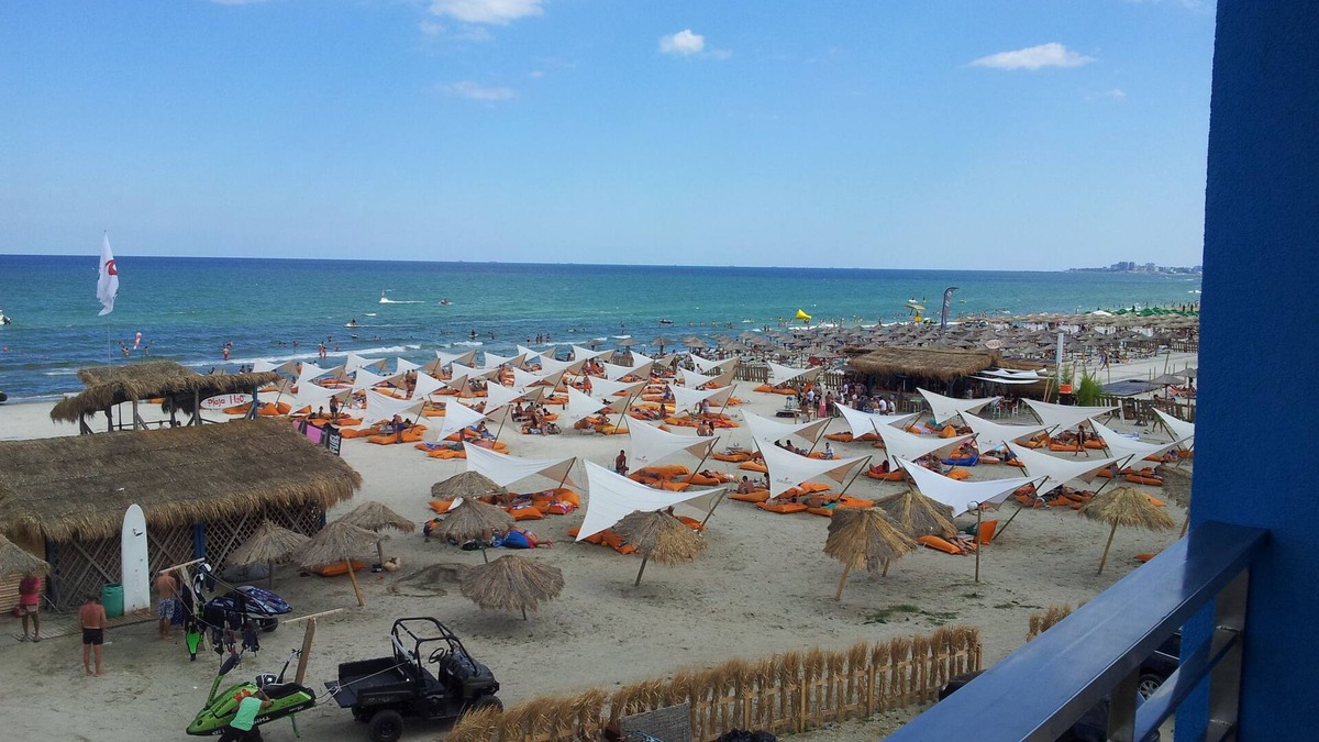 Constanta Villa | Blue Beach Studios