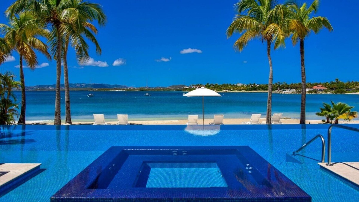 Long Island Villa | Blue Belle - Stunning 3 bedroom private villa in Jumby Bay