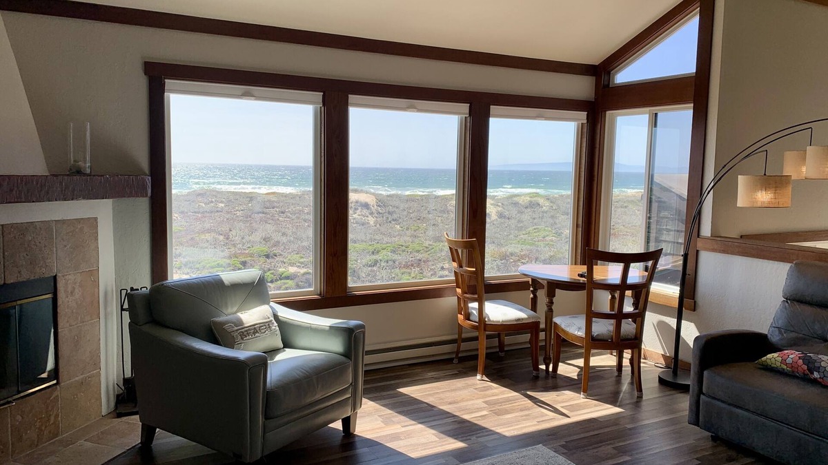 Castroville House | Blue Diamond@Monterey Dunes OCEANFRONT 3bed/3bath-sleeps 7 nMonterey/Santa Cruz