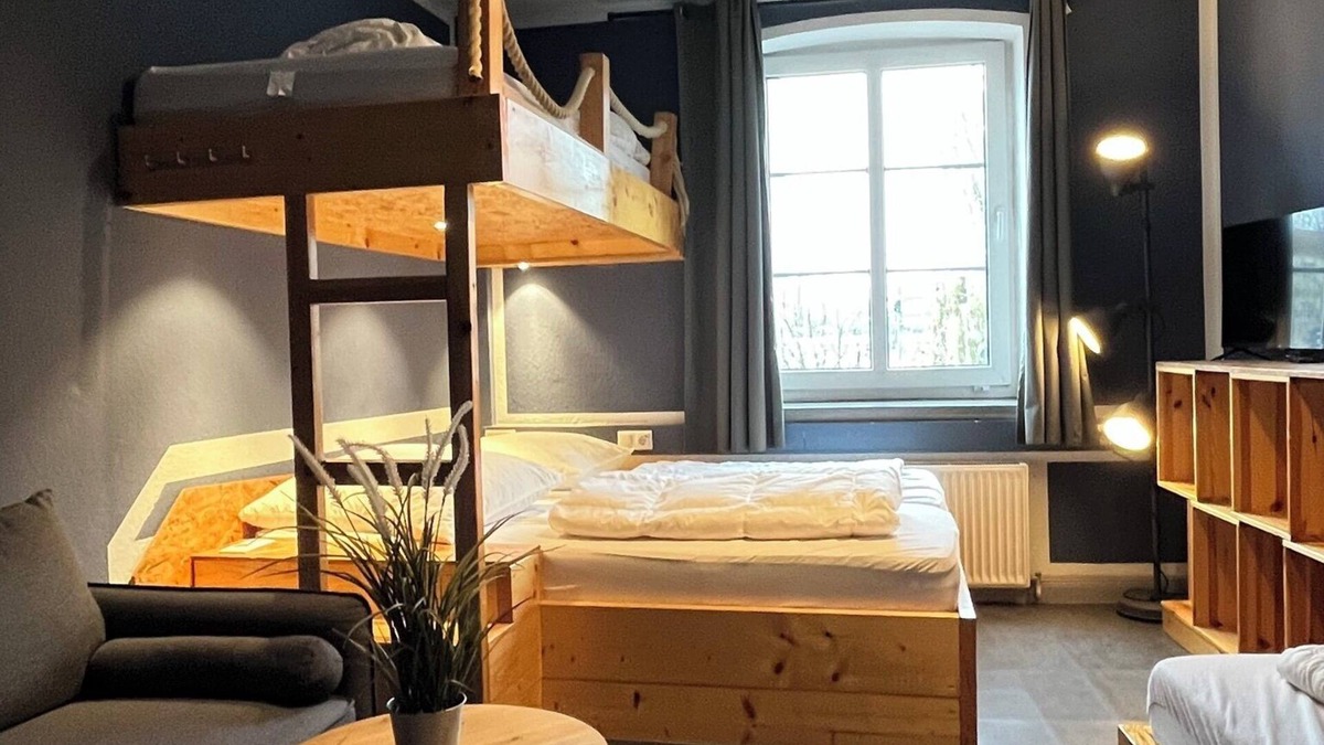 Kropeliner-Tor-Vorstadt Hostel | Blue Doors Hostel KTV