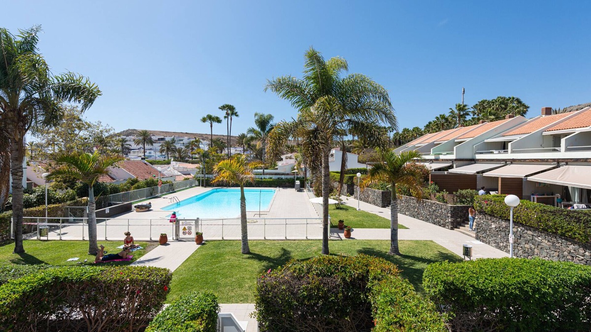 Pasito Blanco Ski Chalet | Blue Marlin - Pasito Blanco Beach