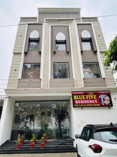 Ludhiana Hotel | BLUE FIVE RESIDENCY Near Chandigarh Road