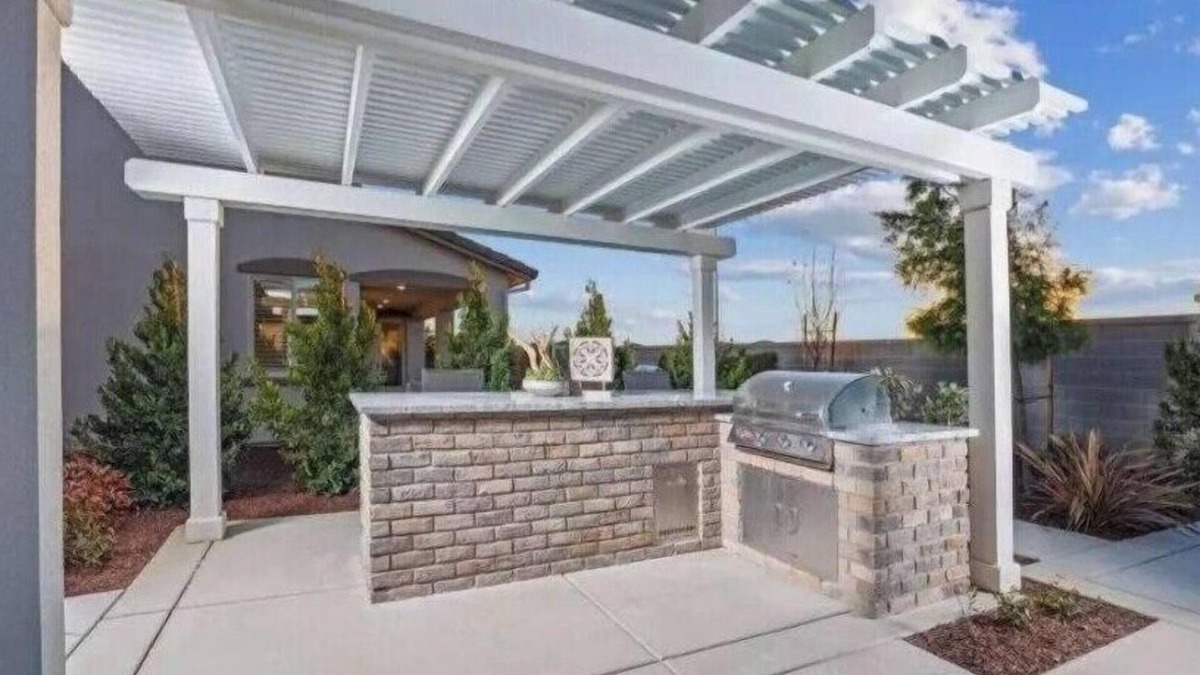 Roseville Villa | Blue Heaven