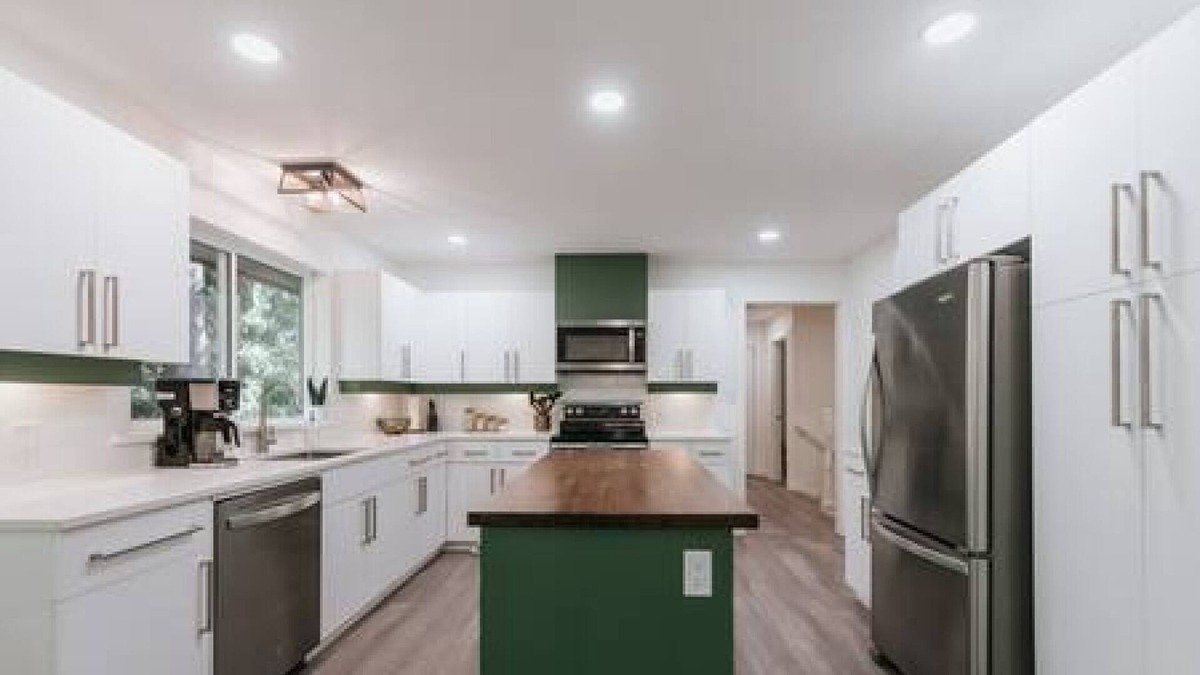 Halfmoon Bay House | Blue Heron House - Two Bedroom House, Sleeps 4