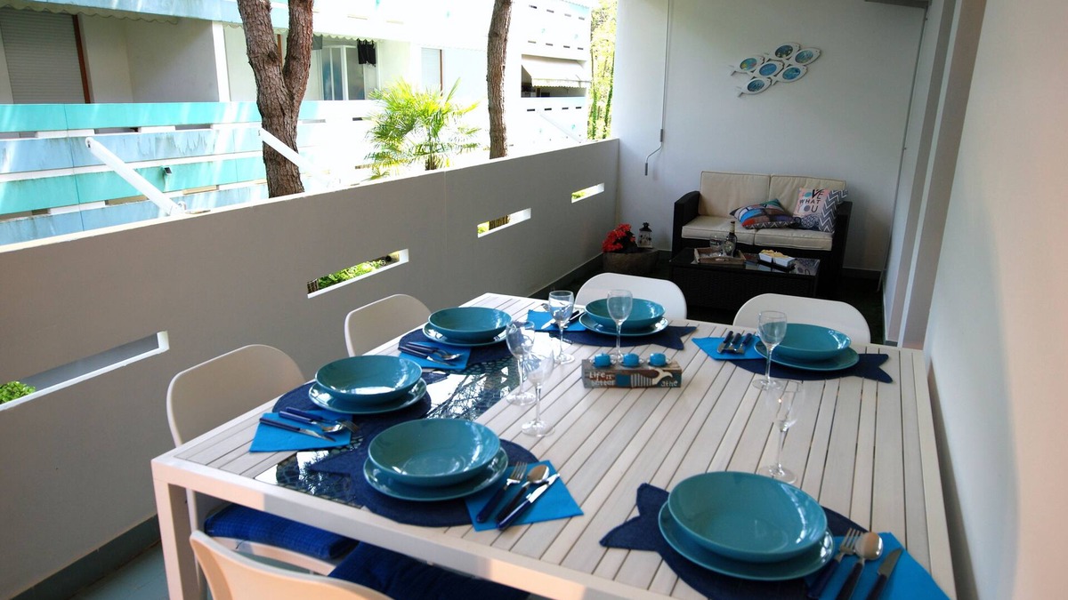 Bibione Pineda Apartment | BLUE HOUSE - 50 meters from the beach and bike path