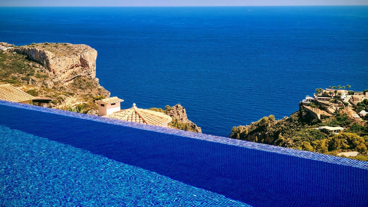 Cumbre del Sol Apartment | Blue Infinity, A Stunning Luxury Apartment with Amazing Sea Views.