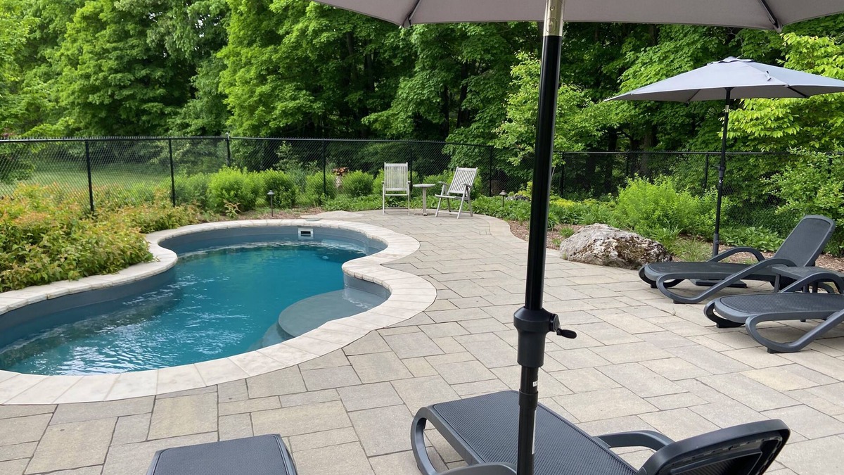 Markdale Cottage | Blue Jay Estates - 2 Acres with Private Pool