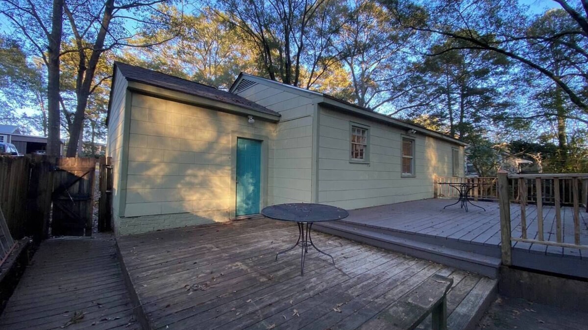 Fondren House | Blue Jay House in North Fondren - Comfortable & quiet 2 BR/1 BA
