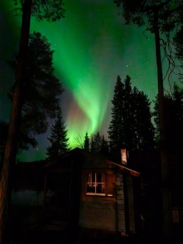 Ylitornio Ski Chalet | Blue Moment at the Arctic Circle- Forest, beach, activities