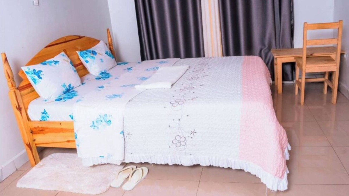 Gisenyi Apartment | Blue Moon Apartment Single Room
