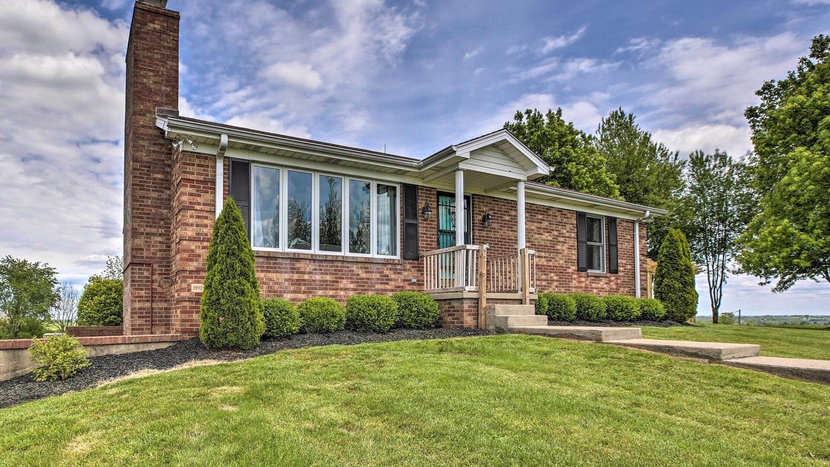 Mc Kinney House | 'Blue Moon Cottage' w/Amazing Views of 5 Counties