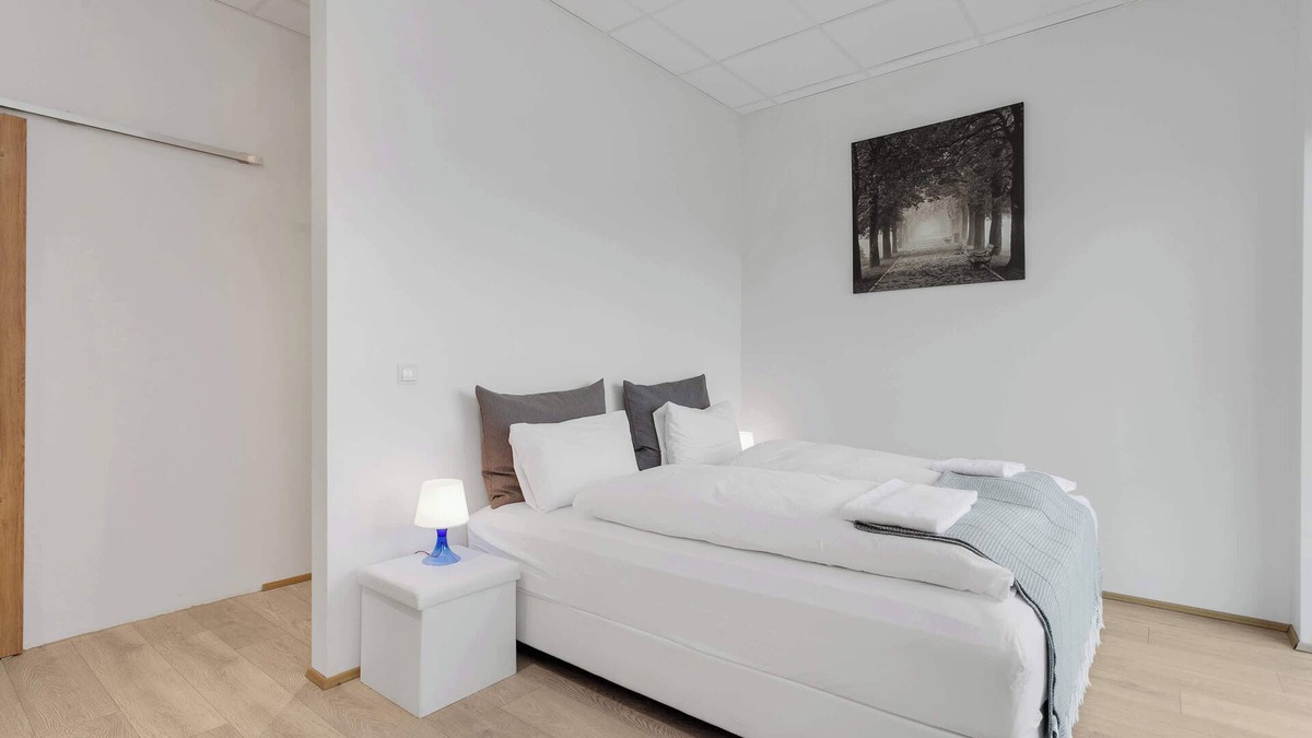Breidholt Apartment | Blue Mountain Apartments - Family Studio