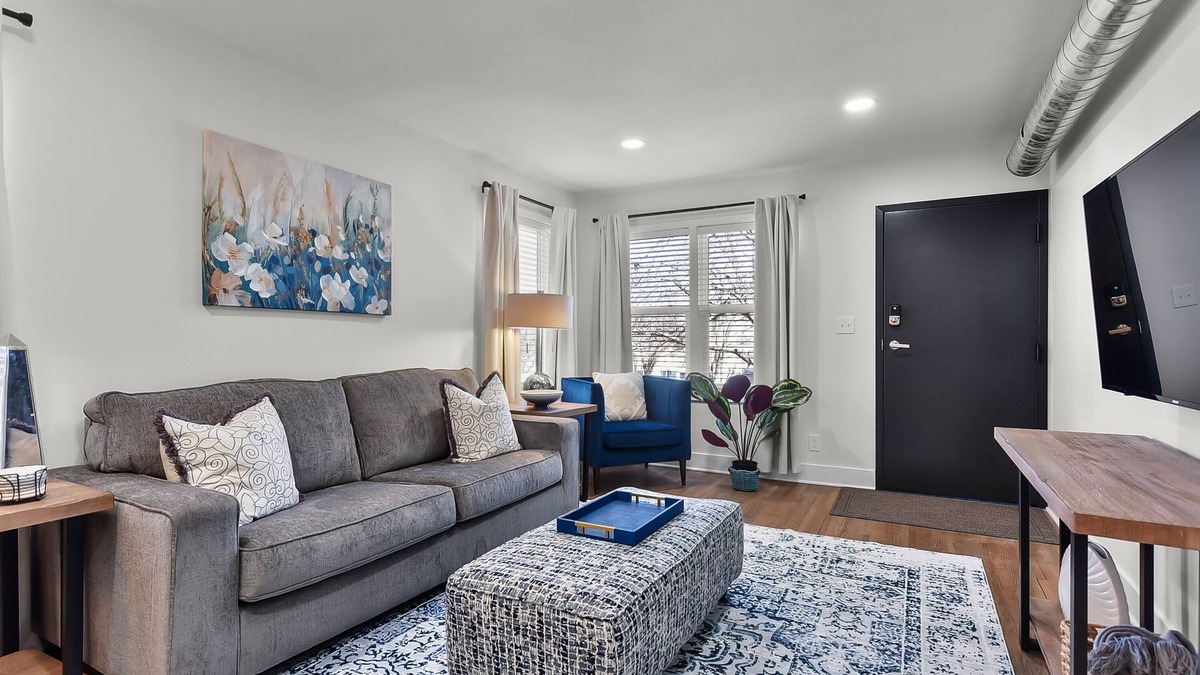 Downtown Omaha Apartment | Blue Oasis: Modern 1-Bed Retreat Apt 1