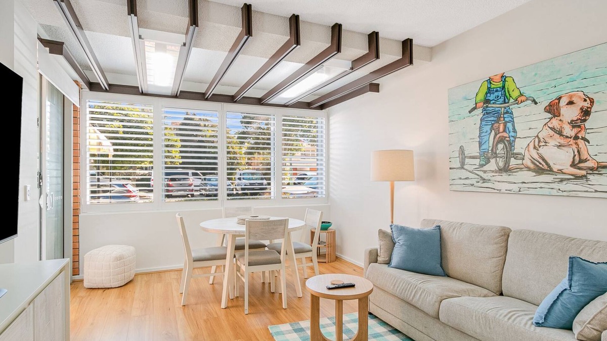Tugun Apartment | Blue Pacific 2 - Beachside Tugun Unit - Linen Provided - Min. 3 Nights!
