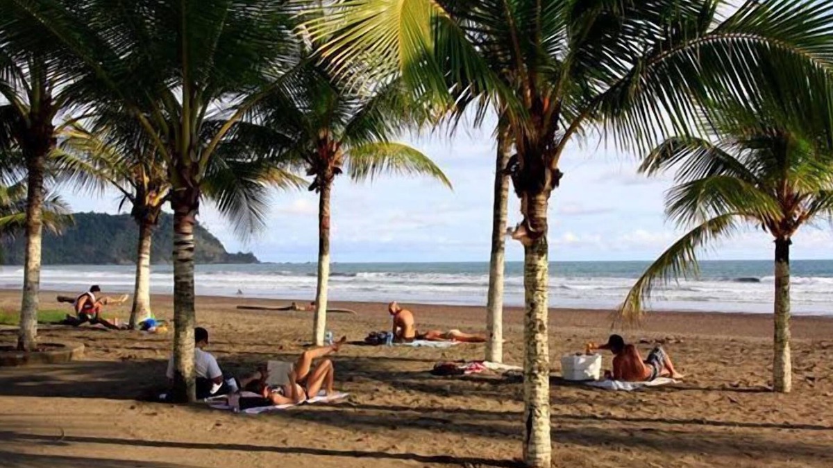 Jaco Hotel | Blue Palm Hotel