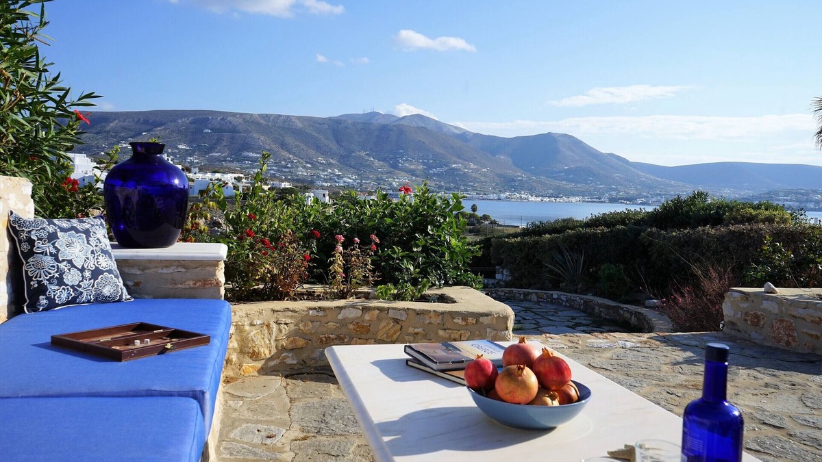 Krotiri House | Blue Paradise: Comfy Beach Villa walking distance to the sea/pool access