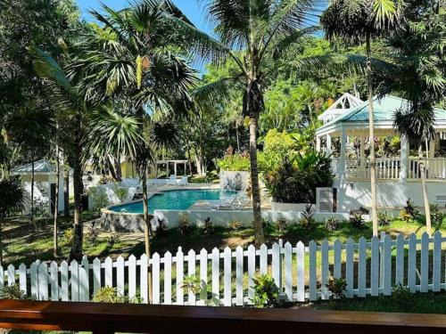 Lawson Rock Villa | Blue Paradise House Lawson Rock