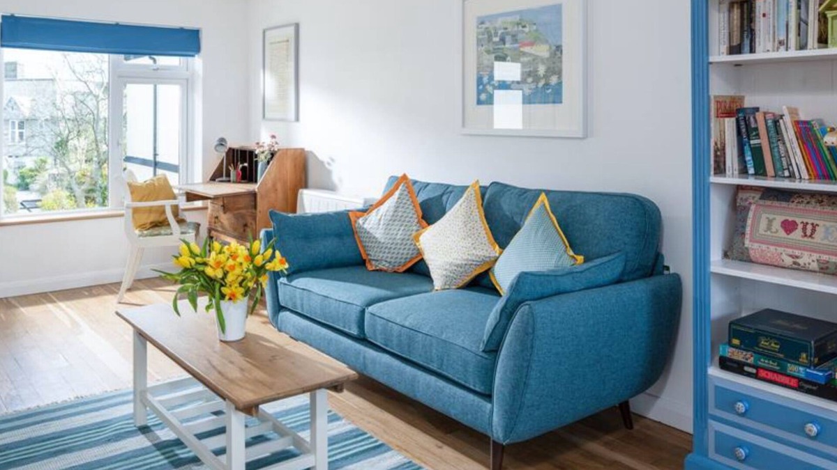 Mevagissey House | Blue Pebble - Chic and comfortable retreat, near coastal path and local beaches