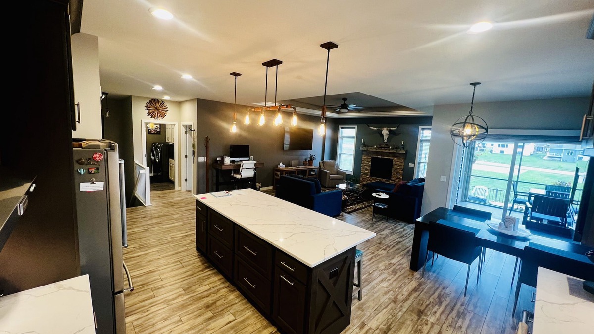 Madison House | Blue Ridge Home - Featuring 4 King Beds & 1 Queen Bed - Comfort/Luxury Awaits