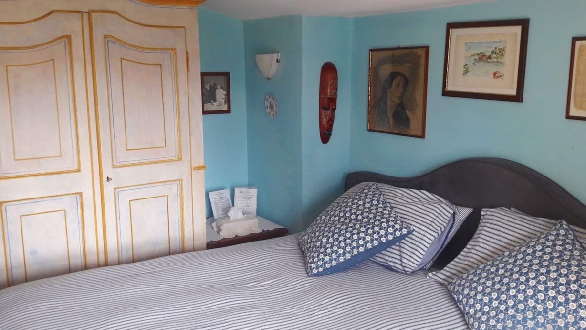 Piossasco Bed & Breakfast | Blue room at Villa Mirano Bed and BreakFast Piossasco - Turin - Piedmont
