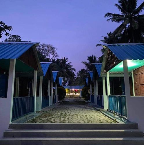 Neil Island Hotel | Blue Sea Restaurant & Bungalows