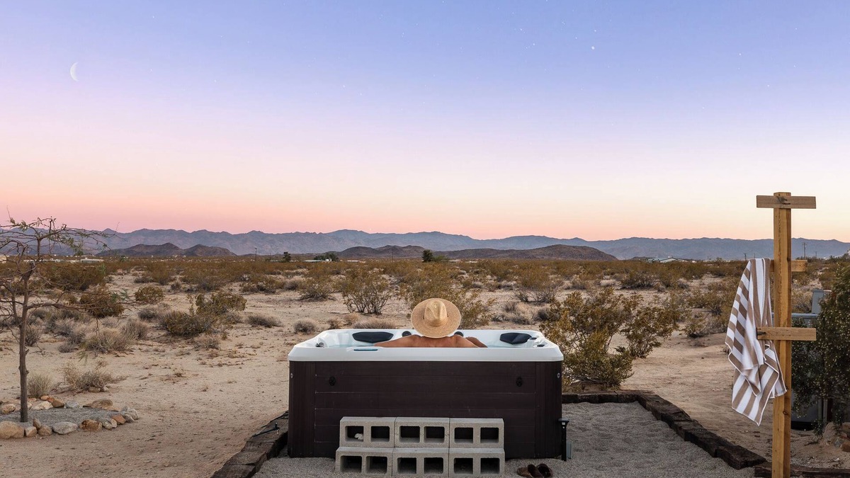 Joshua Tree House | Blue Shadows - Hot tub/piano/firepit