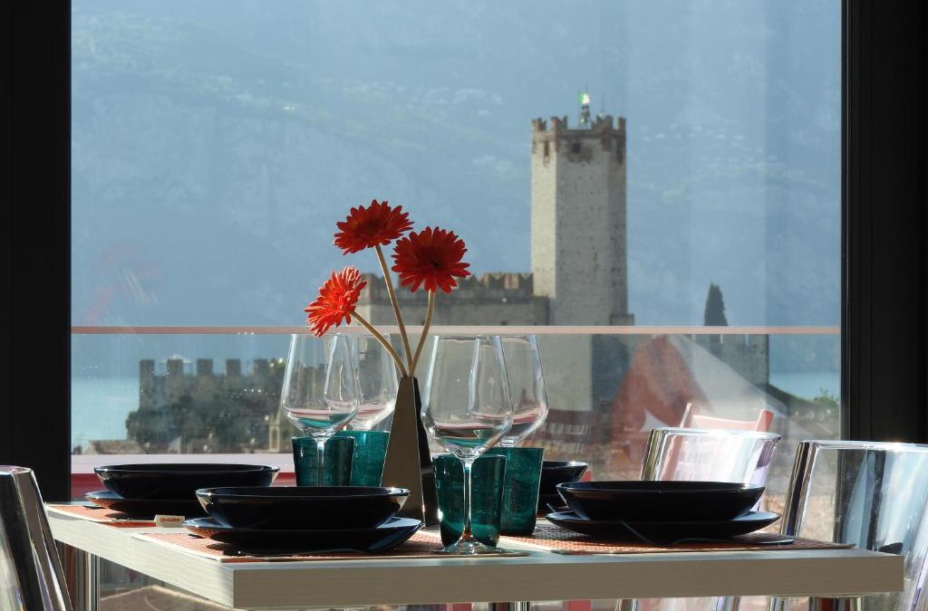 Malcesine Apartment | Blue Sky Garda - Sunset