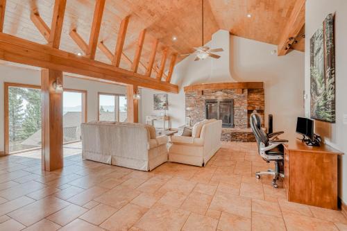 Incline Village Villa | Blue Sky Vista