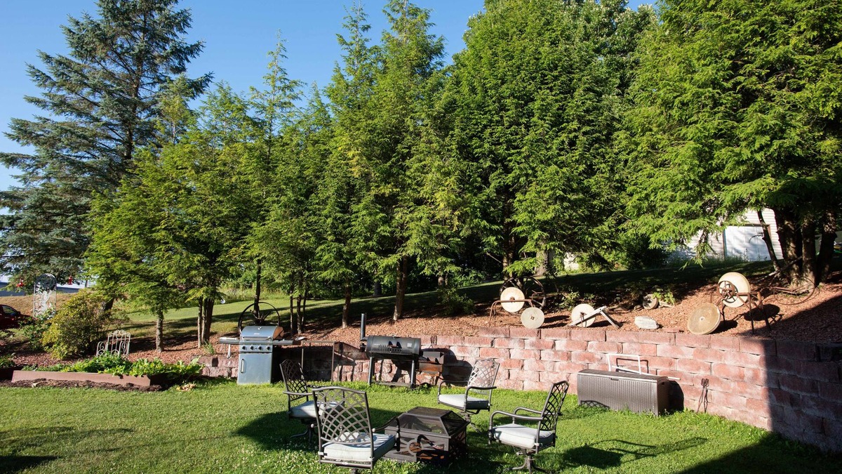 Massena Hotel | Blue Spruce Motel