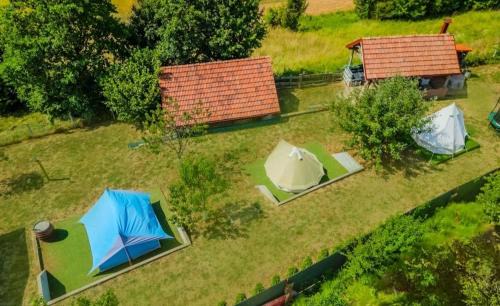 Oroslavje Other | Blue tent