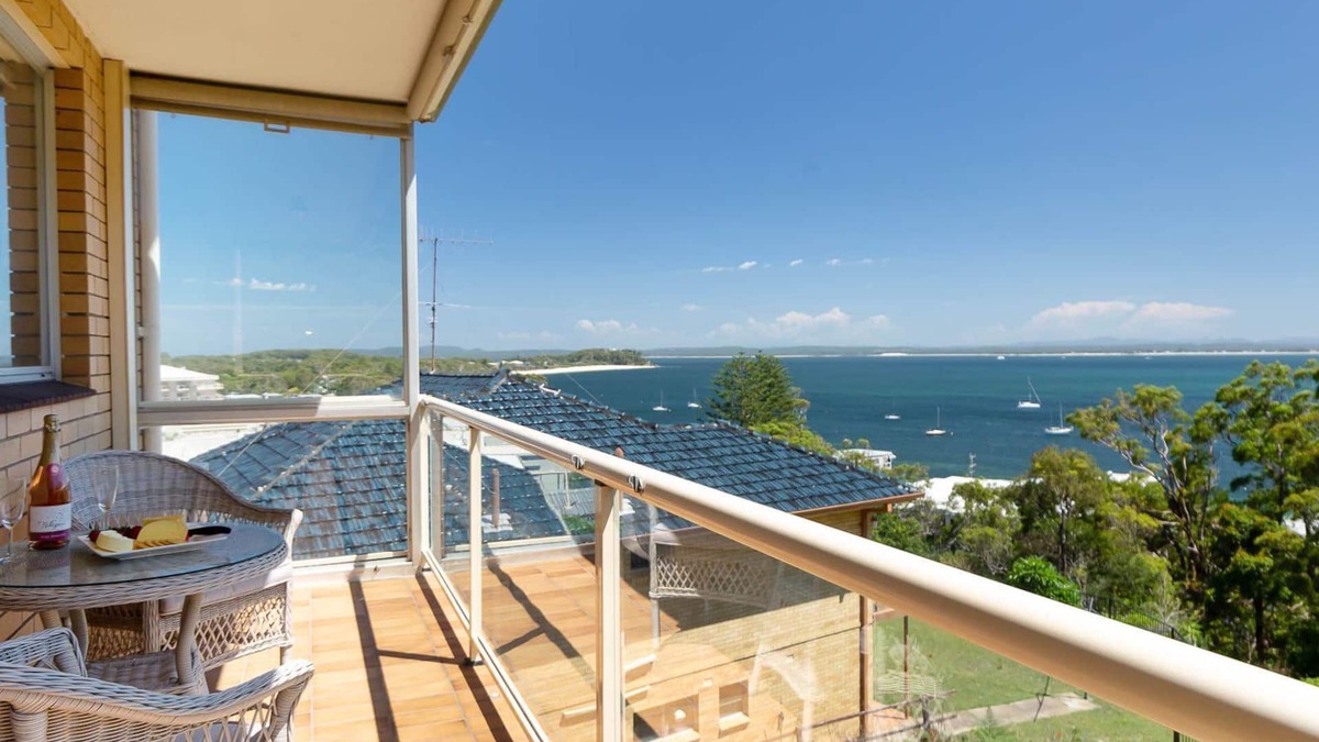 Shoal Bay Apartment | Blue Waters 6 59 Ronald Avenue