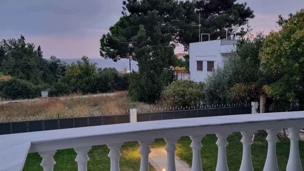 Nea Propontida Apartment | Blue Waves Apartment 1 - with 92sqm - near the beach