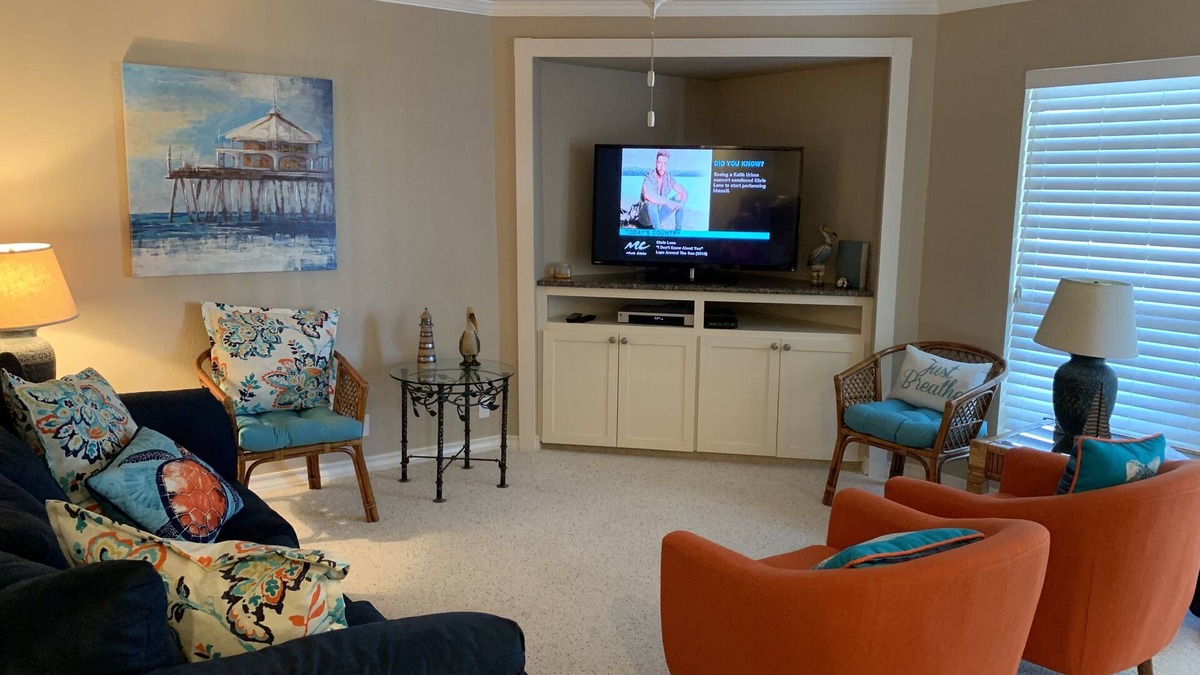 Corpus Christi Condo | BLUE WAVES BEACH RESORT