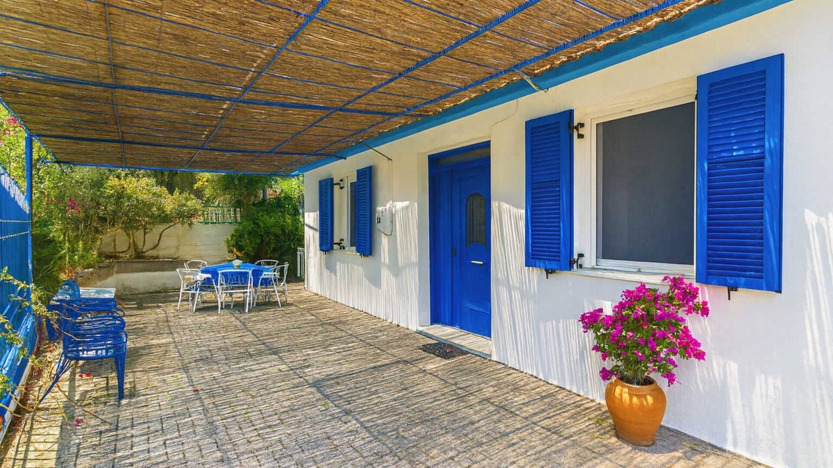 Kerameies Apartment | Blue White Apartments - Traditional Village House