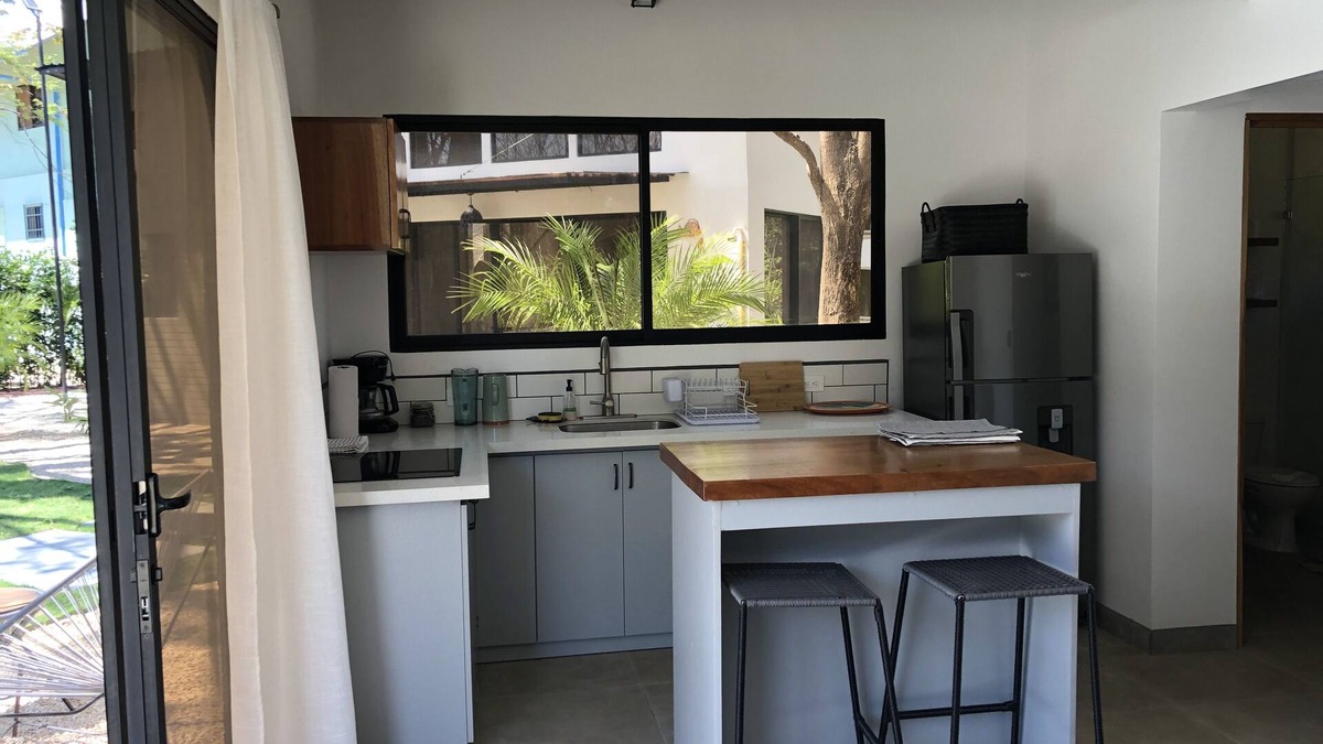 Junquillal Apartment | Blue Window - Apartment with loft & pool view