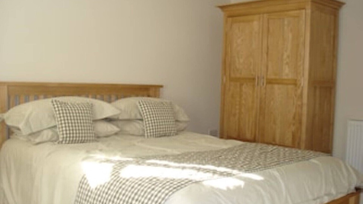 Millthorpe Cottage | Bluebell Cottage - Luxury Accommodation In The Heart Of Derbyshire