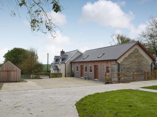 Cardigan House | Bluebell Cottage - Uk12988