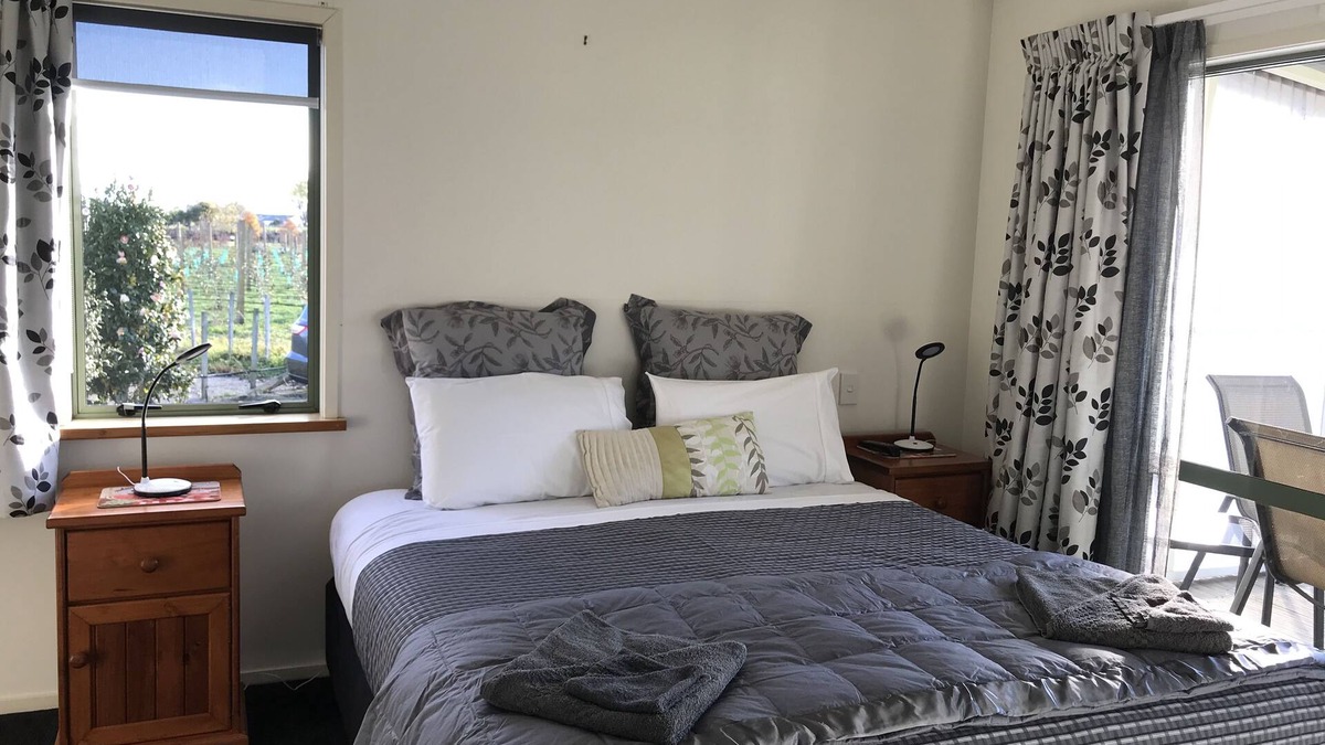 Longlands Cabin | Bluebell Lodge And Cottage