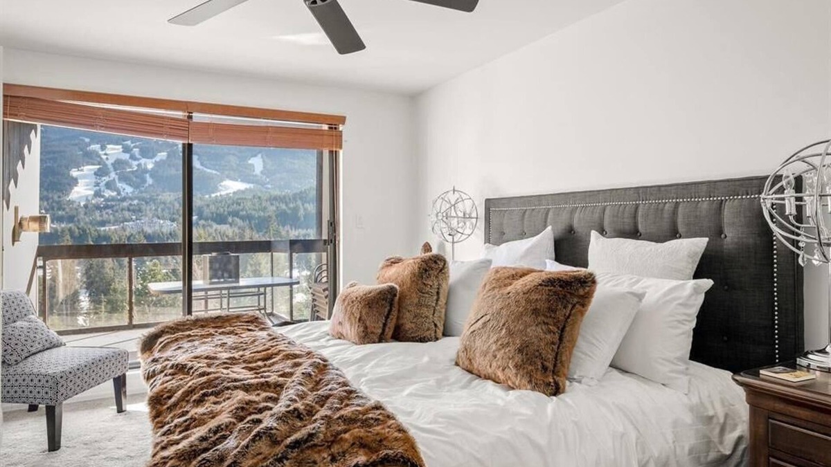 Blueberry Hill Apartment | Blueberry|2BDR Luxury|Pool & Hot Tub|Best Views
