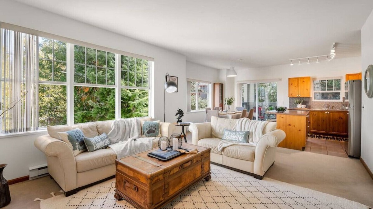 Blueberry Hill House | Blueberry Hill Premium Area
