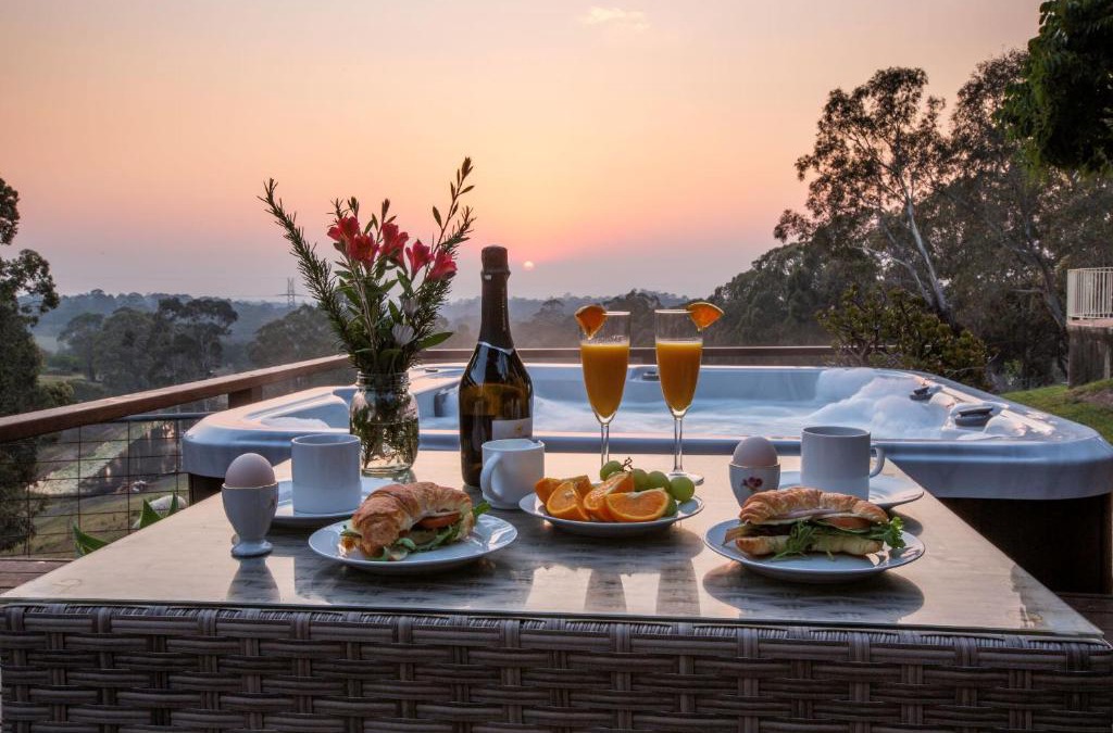 Kurrajong House | Blueberry Hills On Comleroy Farmstay - Self-Contained Cottages